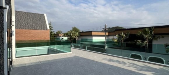 Casa de 5 dormitorios en Pattaya, Thailand No. 72847 26