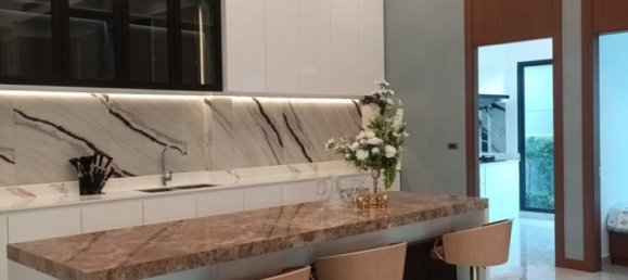 Casa de 5 dormitorios en Pattaya, Thailand No. 72847 11