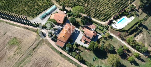 22 bedrooms House in Florence, Italy No. 78413 2