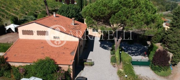 22 bedrooms House in Florence, Italy No. 78413 4