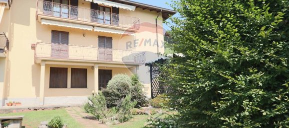 2 bedrooms Apartment in Sotto il Monte Giovanni XXIII, Italy No. 301936 3