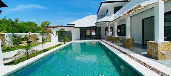 4 bedrooms Villa in Ko Samui, Thailand No. 24629 2