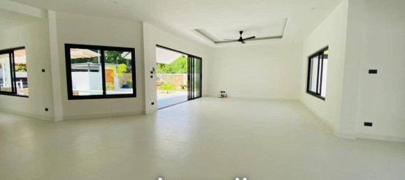 4 bedrooms Villa in Ko Samui, Thailand No. 24629 4
