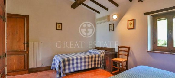 24 bedrooms House in Castiglione del Lago, Italy No. 119390 30