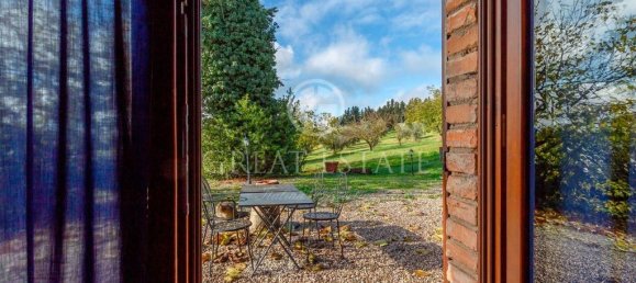 24 bedrooms House in Castiglione del Lago, Italy No. 119390 8