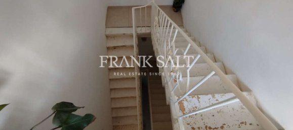 2 bedrooms Maisonette in Zabbar, Malta No. 2909 6