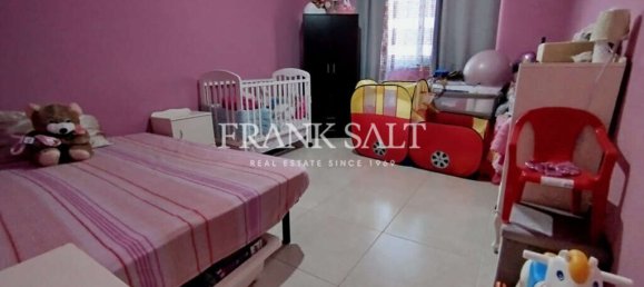 2 bedrooms Maisonette in Zabbar, Malta No. 2909 4