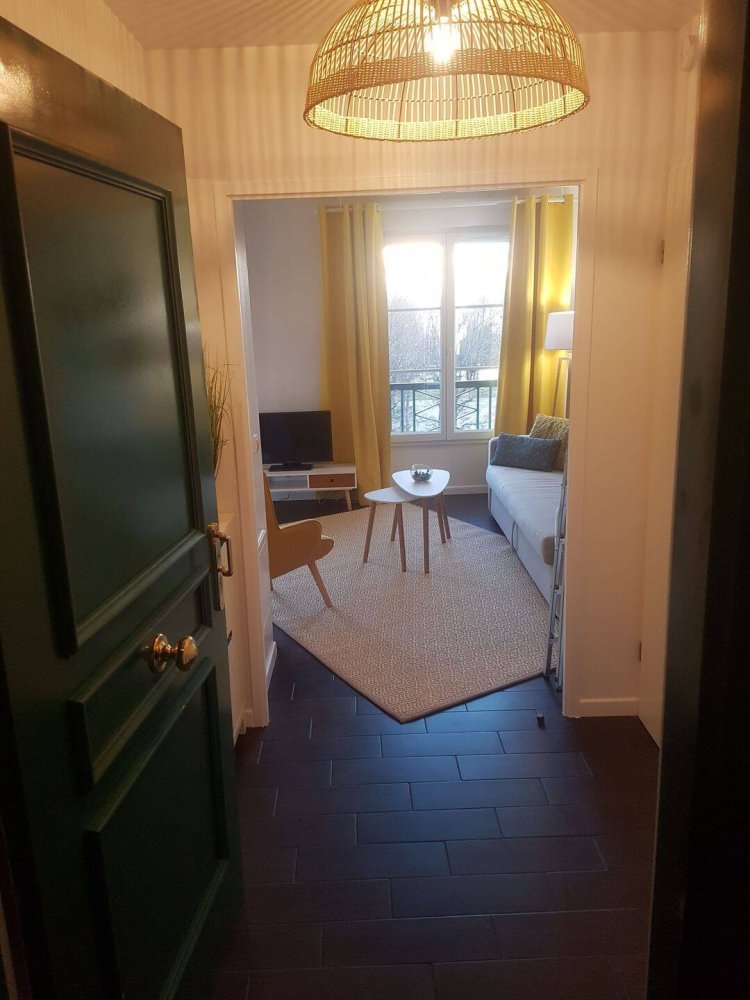 Studio à Serris, France No. 334526