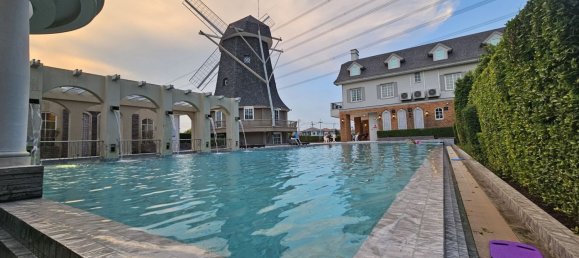 Casa de 4 dormitorios en Saphan Sung, Thailand No. 72512 4