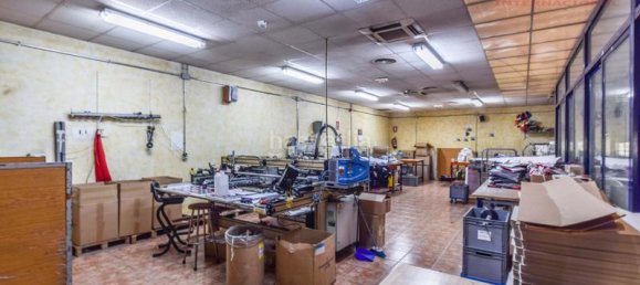 450m² Warehouse in Madrid, Spain No. 168563 3