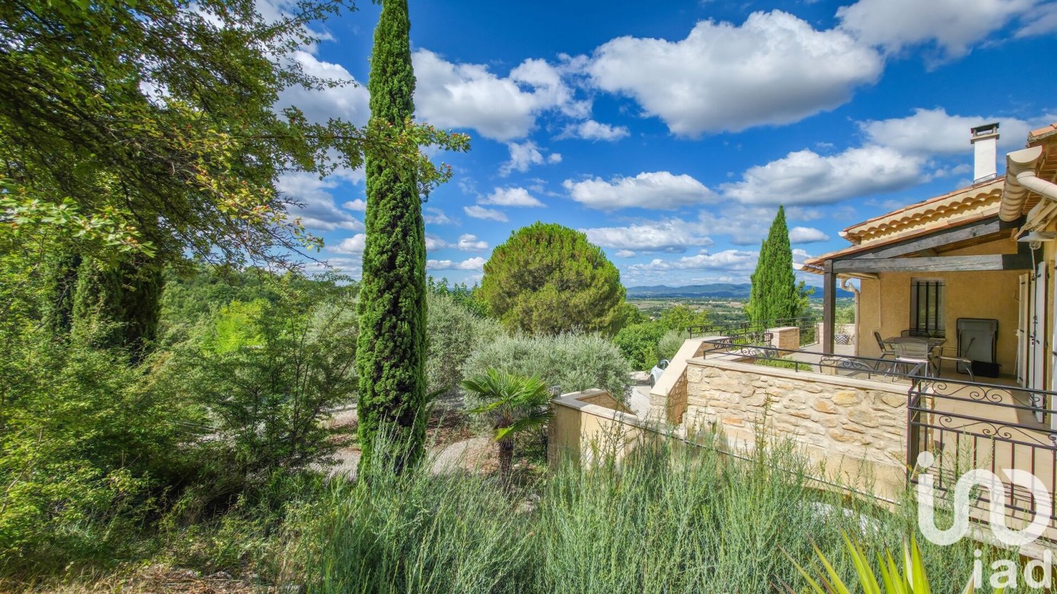 3 bedrooms House in Barjac, France No. 288674