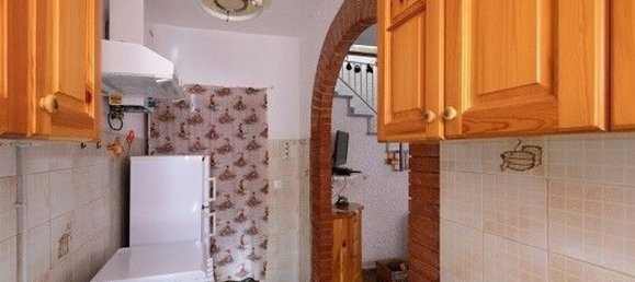 3 rooms Villa in Varese Ligure, Italy No. 31684 5