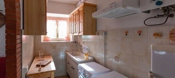 3 rooms Villa in Varese Ligure, Italy No. 31684 4