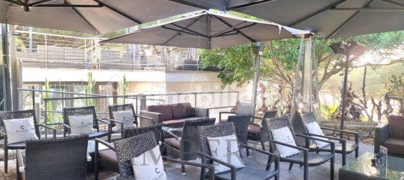 Propiedad comercial de 3 habitaciónes en Bordighera, Italy No. 9971 2