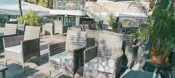 Propiedad comercial de 3 habitaciónes en Bordighera, Italy No. 9971 22