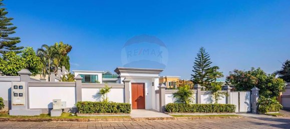 8 bedrooms Cafe / restaurant in Pattaya, Thailand No. 4272 2