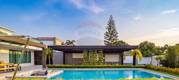 8 bedrooms Cafe / restaurant in Pattaya, Thailand No. 4272 24