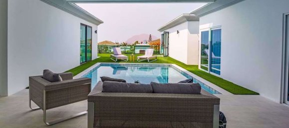 8 bedrooms Cafe / restaurant in Pattaya, Thailand No. 4272 21