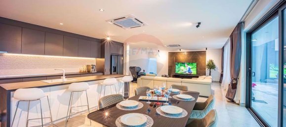 8 bedrooms Cafe / restaurant in Pattaya, Thailand No. 4272 14