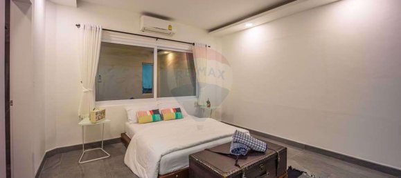 8 bedrooms Cafe / restaurant in Pattaya, Thailand No. 4272 6