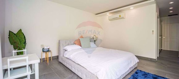 8 bedrooms Cafe / restaurant in Pattaya, Thailand No. 4272 19