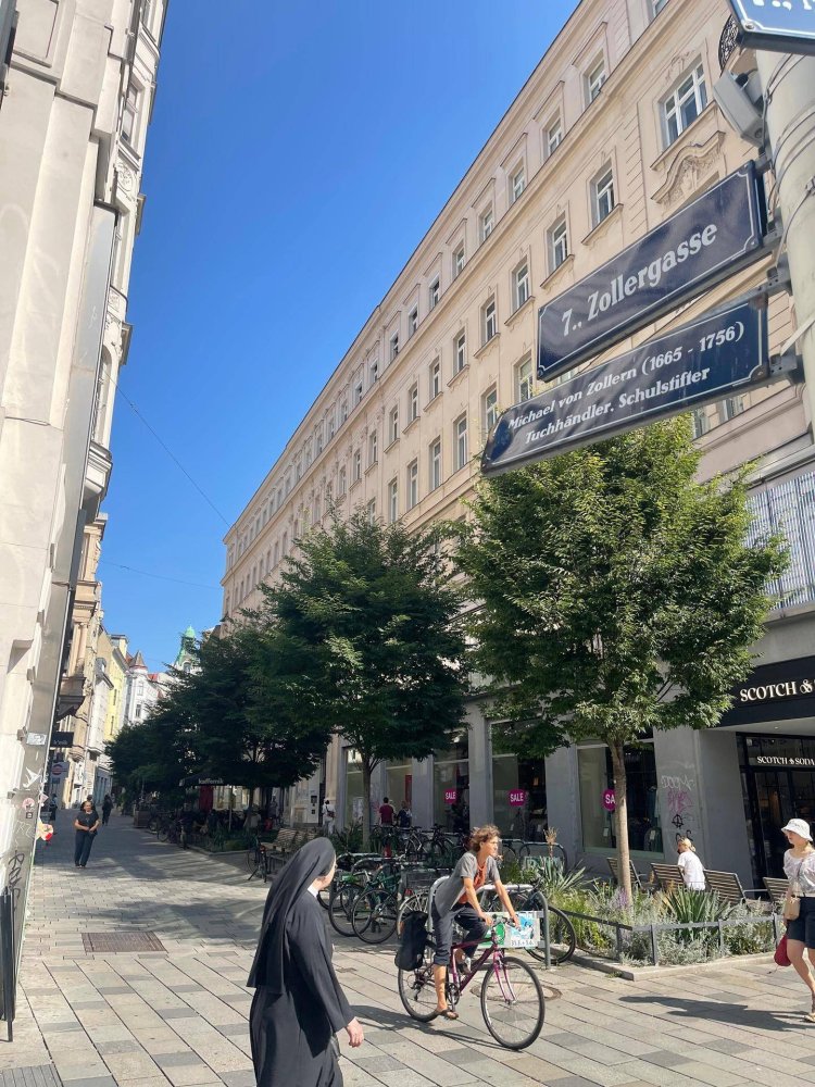 Apartamento de 3 habitaciónes en Neubau, Austria No. 227438