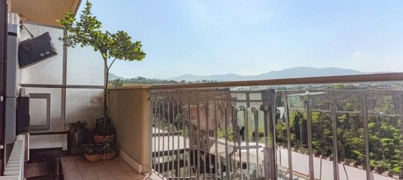 2-salle Appartement à Poli, Italy No. 28659 28