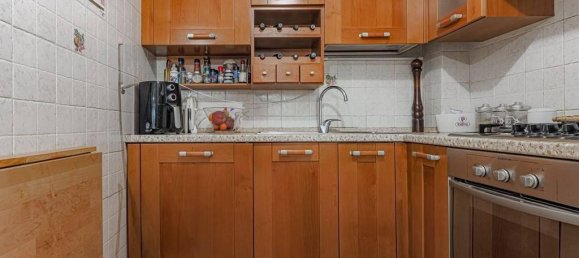 2-salle Appartement à Poli, Italy No. 28659 9