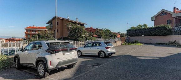 2-salle Appartement à Poli, Italy No. 28659 40