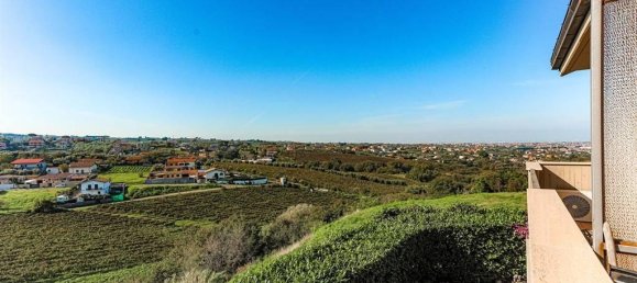 2-salle Appartement à Poli, Italy No. 28659 30