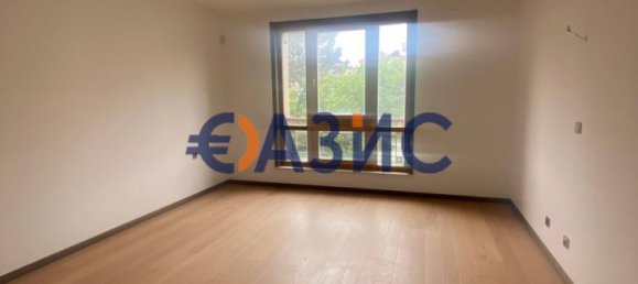 Apartamento de 3 dormitorios en Sveti Vlas, Bulgaria No. 974 29