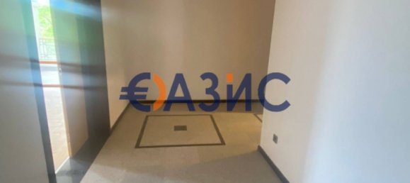 Apartamento de 3 dormitorios en Sveti Vlas, Bulgaria No. 974 8