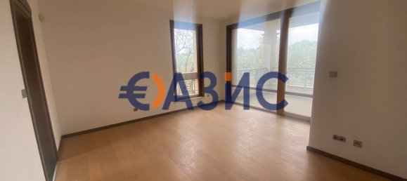 Apartamento de 3 dormitorios en Sveti Vlas, Bulgaria No. 974 9