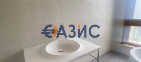 Apartamento de 3 dormitorios en Sveti Vlas, Bulgaria No. 974 6