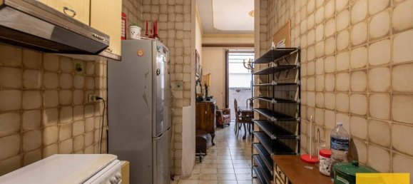 3-salle Appartement à Palermo, Italy No. 134539 24