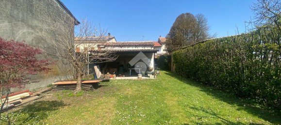 4 rooms House in Isola Sant'Antonio, Italy No. 13196 33