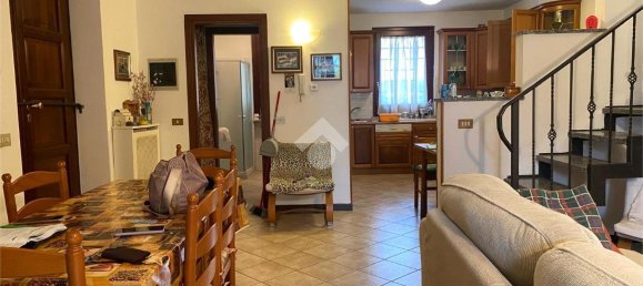 4 rooms House in Isola Sant'Antonio, Italy No. 13196 5