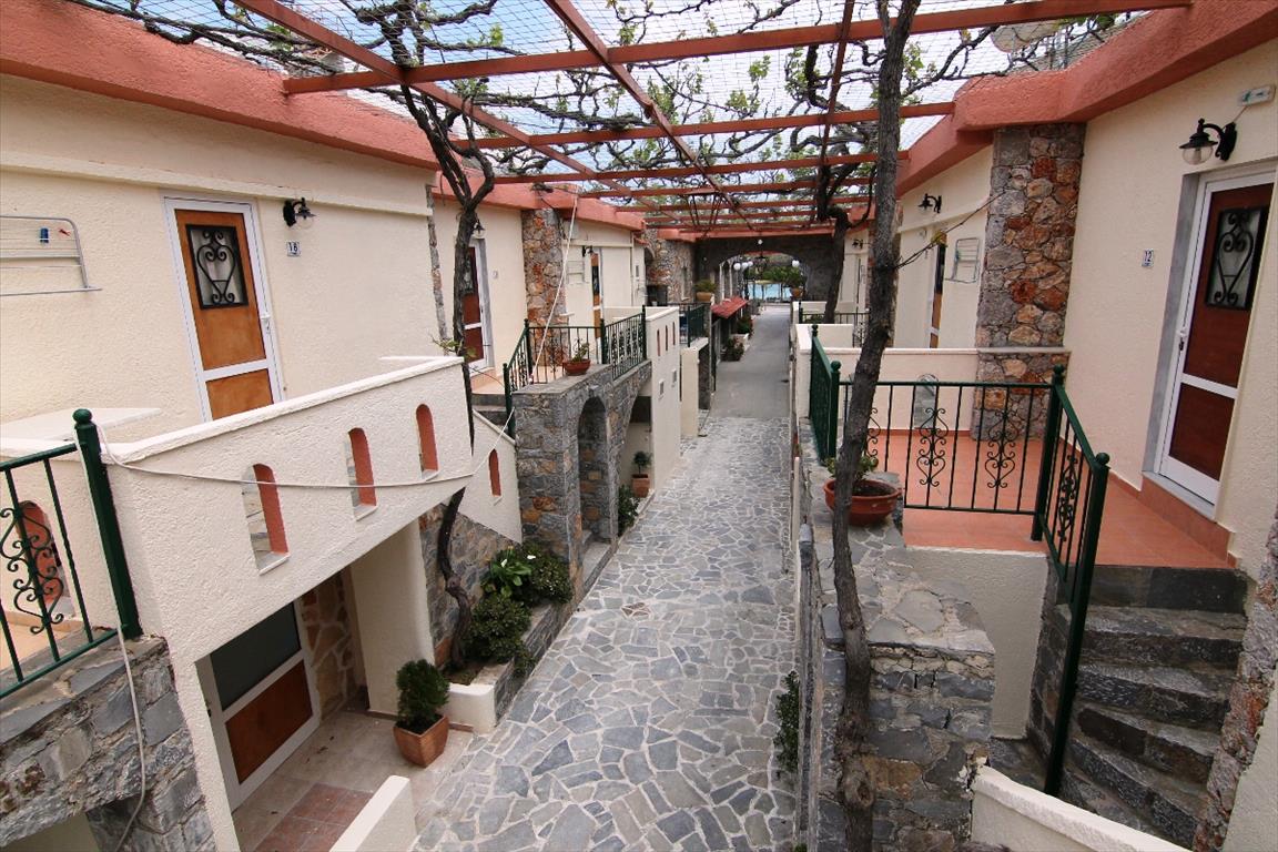  تاون هاوس في Agios Nikolaos, Greece 1500متر مربع رقم 7265