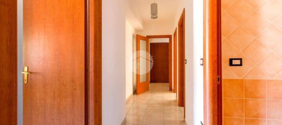 3 bedrooms Apartment in L'Aquila, Italy No. 219338 13