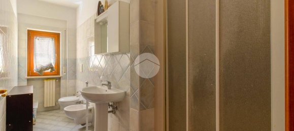 3 bedrooms Apartment in L'Aquila, Italy No. 219338 20