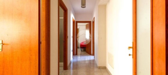 3 bedrooms Apartment in L'Aquila, Italy No. 219338 12