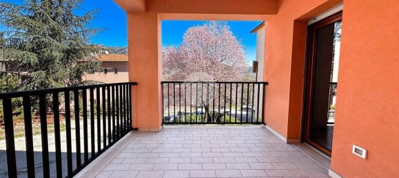 3 bedrooms Apartment in L'Aquila, Italy No. 219338 6