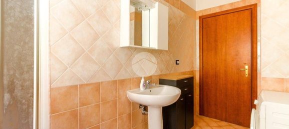 3 bedrooms Apartment in L'Aquila, Italy No. 219338 19