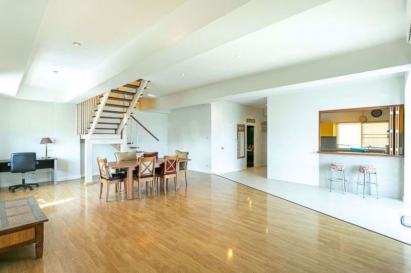 3 bedrooms Duplex in Khlong Toei, Thailand No. 12896