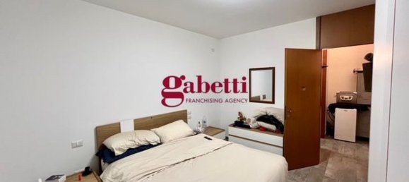 Apartamento de 2 habitaciónes en Basiglio, Italy No. 20915 21
