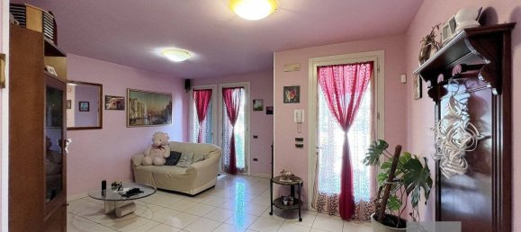 4 bedrooms Villa in Grantorto, Italy No. 275230 4