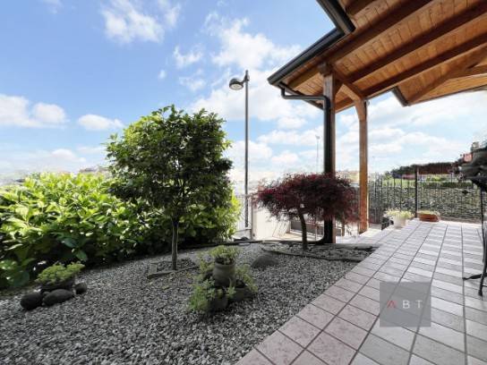 4 bedrooms Villa in Grantorto, Italy No. 275230