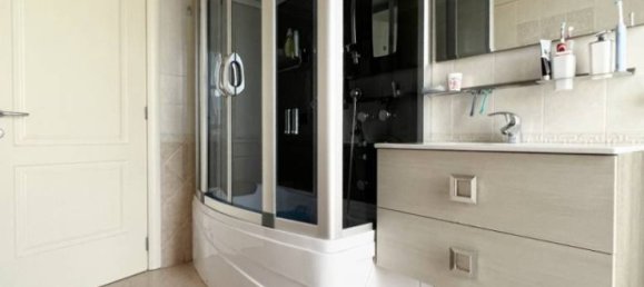 4 bedrooms Villa in Grantorto, Italy No. 275230 12