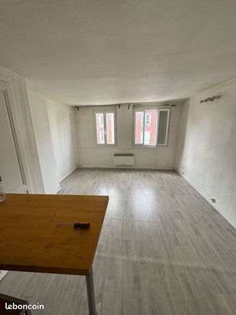 Studio à Rouen, France No. 356431