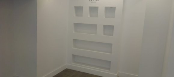 200m² Commercial property in Salamanca, Spain No. 80276 2